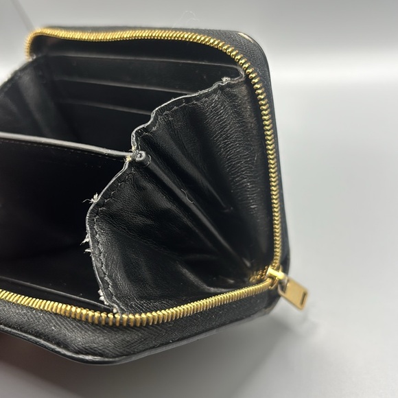 CELINE ZIP-AROUND CARD WALLET - Picture 9 of 10